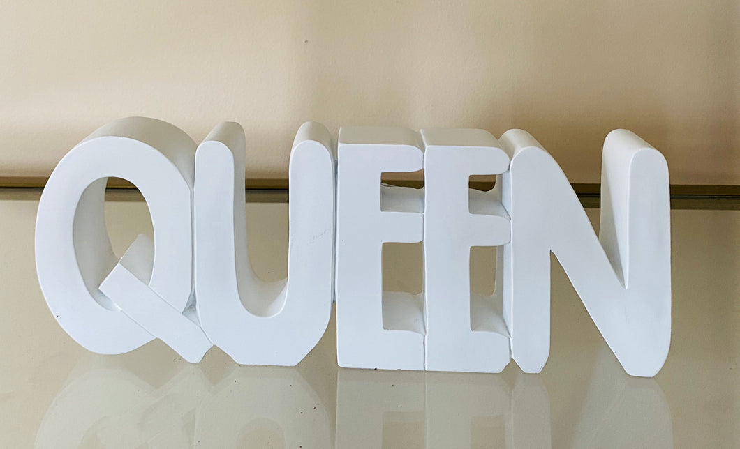 Queen Sculpture - Touch of Glam Home Decor
